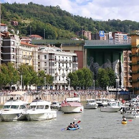 Vt En La Ribera De Bilbao Apartment Luaran gambar